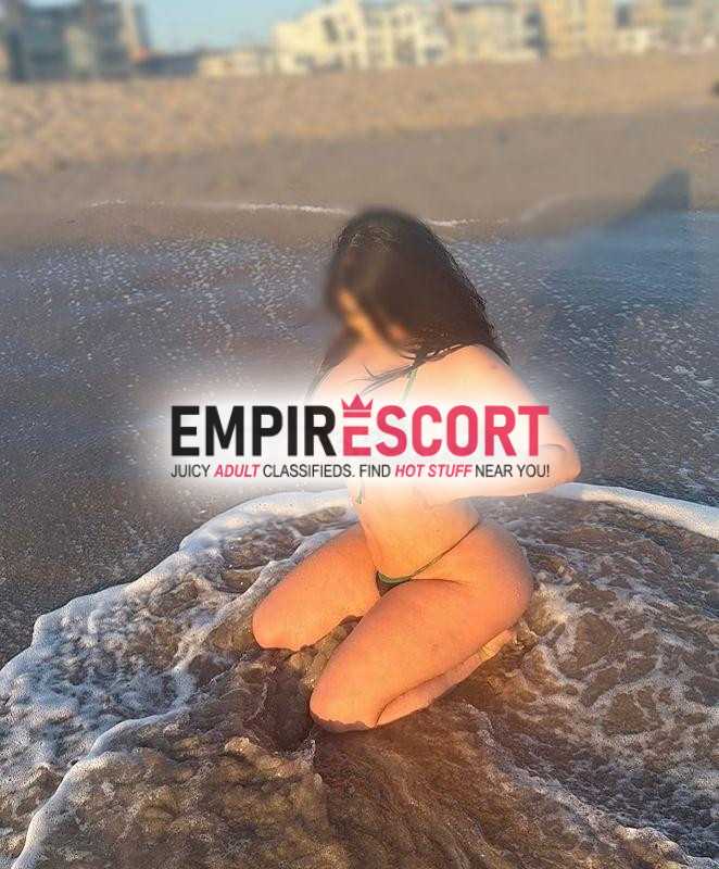 pelinegra luxury amp discreet femdom experience for select gentlemen-foot and hand fetish videollamadas eroticas-cambio de rol- domicilios hoteles.