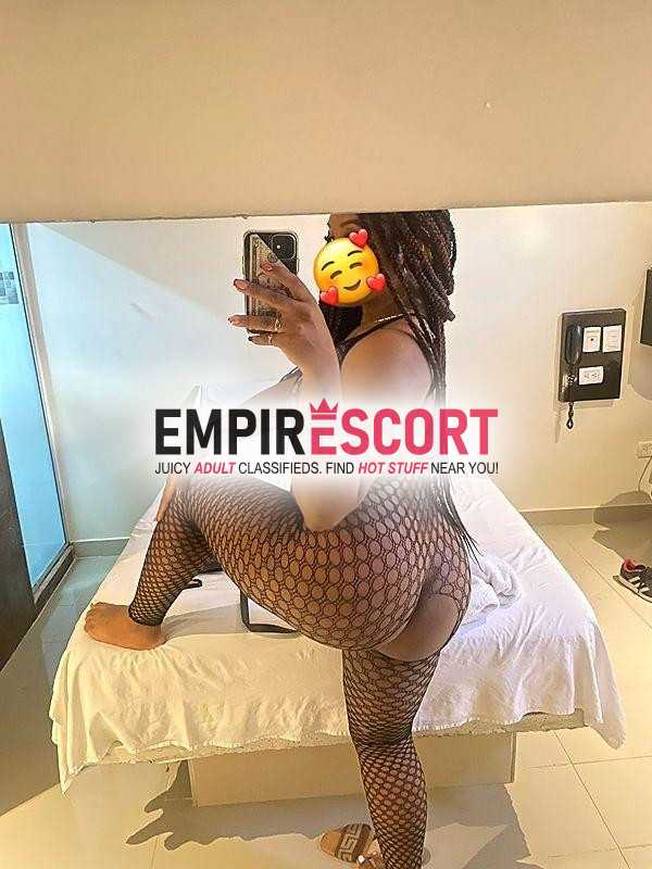 morena cachonda sexy
