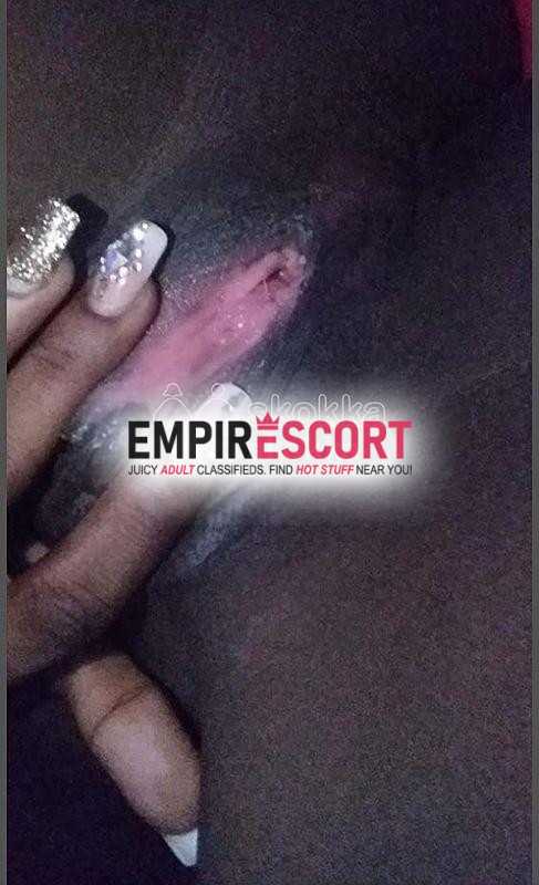 negra hermosa triplatos cuerpo natural arrecha servicio de vÍdeo llamadas caliente senos paraditos y deliciosos