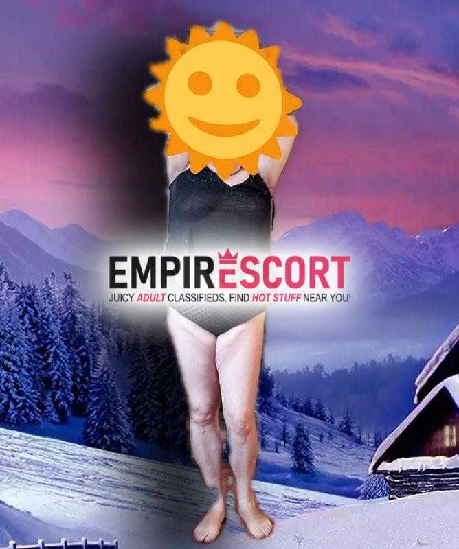 sharon louiss madura terapeuta profesional experta en masajes tantra y nuru.