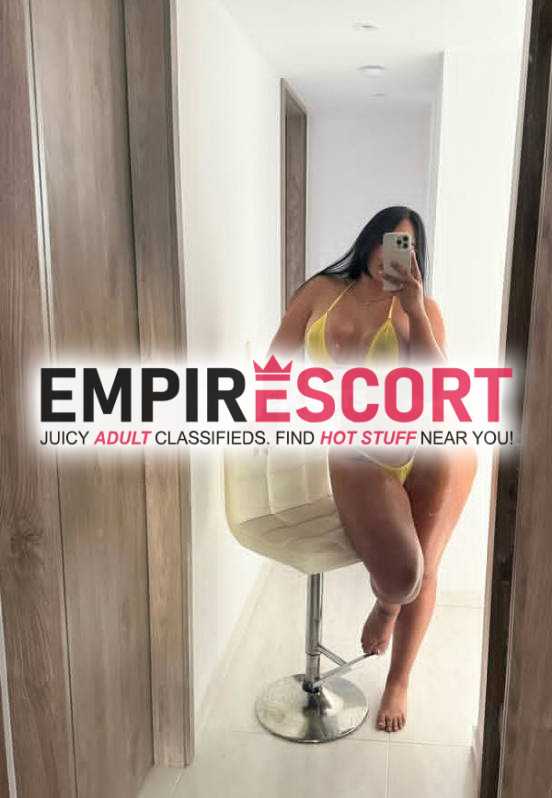 una chica muy linda extrovertida cariñosa amorosa fetichista y ninfómana