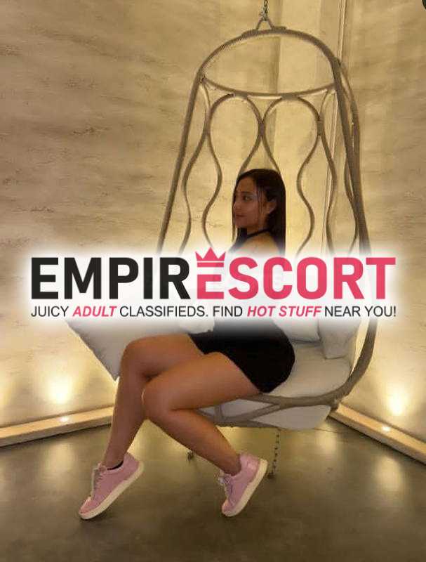soy linda chica universitaria me gusta complacer mis clientes me gusta el sexo al natural