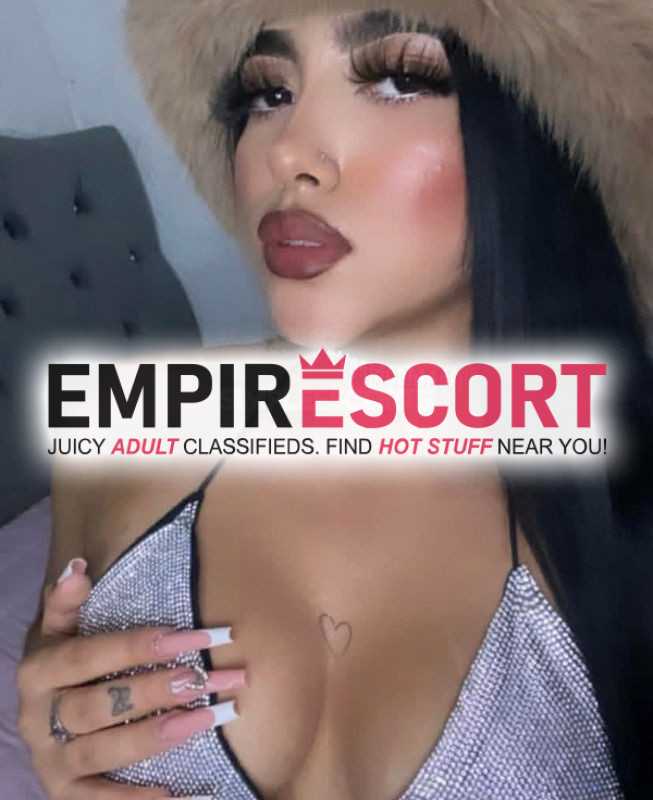 soy chica totalmente ardiente y dispuesta complacer cualquier fantasía bajo techo sexual que tú desees
