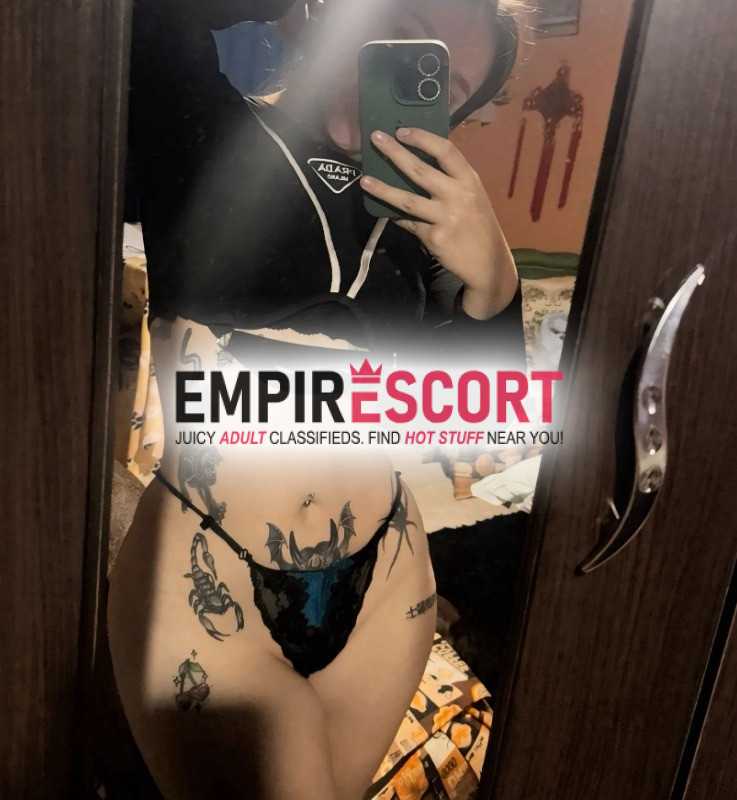 armenia chica hermosa de cuerpo natural y muy caliente atractiva y divertida