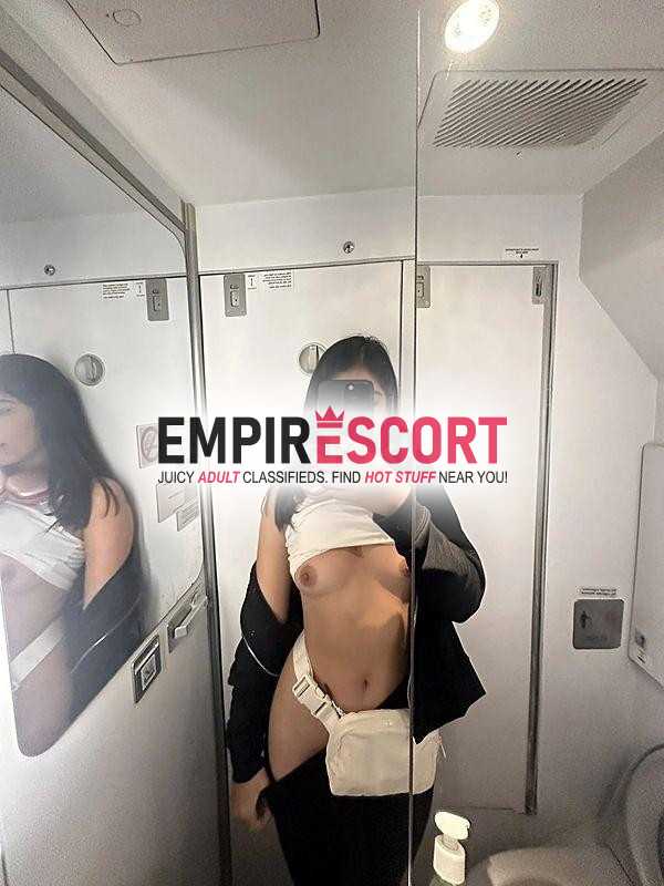 juli tu complaciente acompañante de ensueño