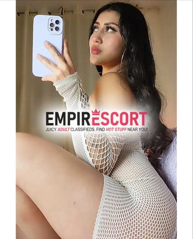 hola mis amores soy chica súper interesante y muy complaciente en todos los deseos sexuales
