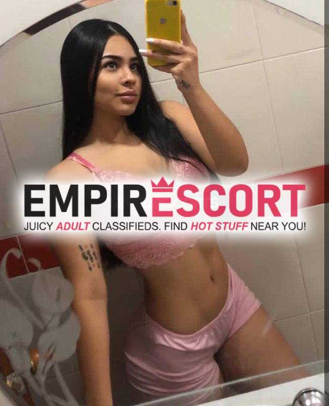 chica complaciente capaz de complacer todas tus fantasías y fetiches sexuales