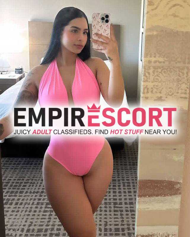 chica complaciente capaz de complacer todas tus fantasías y fetiches sexuales