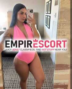 chica complaciente capaz de complacer todas tus fantasías y fetiches sexuales
