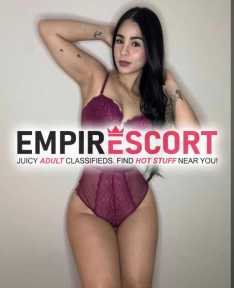 chica complaciente capaz de complacer todas tus fantasías y fetiches sexuales