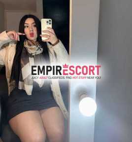 hola soy mayerly me encuentro disponible en estos momentos para brindarle todos mis servicios calienticos