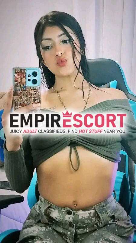 dama de compañía totalmente complaciente