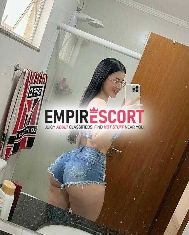 hola mis amores soy chica muy sensual joven súper aseada disponible para ti
