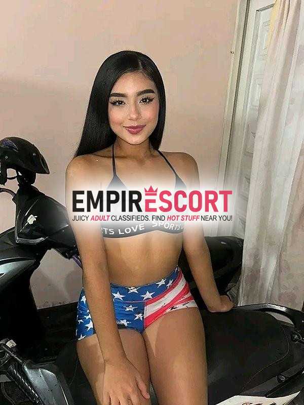 una chica totalmente caliente y ardiente dispuesta complacerte sexualmente te espero para poderte prestar servicio exelente