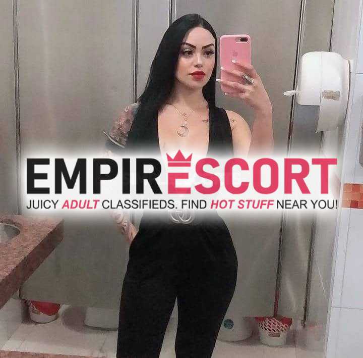 soy linda chica universitaria me gusta el sexo al natural me gusta complacer mis clientes
