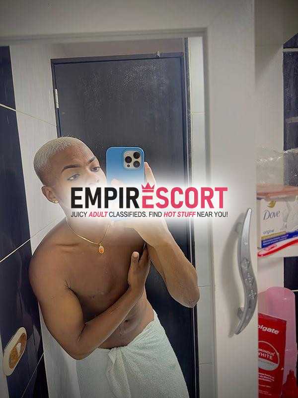 negro culÓn apretado disponible para ti