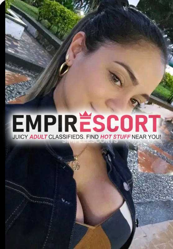 hermosa chica lista para cumplir tus fetiches fantacias y sexuales
