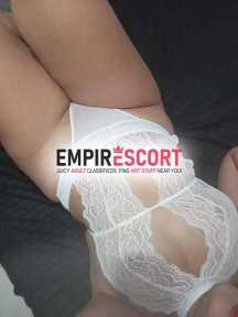 nalgona por primera vez en ciudad monita hermosa recién llegadita tu ciudad mamasita rica complaciente