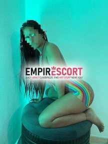 sensual peli negra dispuesta complaciente cuerpo natural senos parados culo de infarto mis servicios son sin afanes te ofrezco rico oral y un