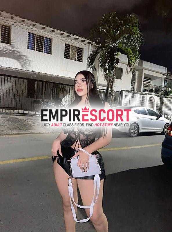 deliciosa y muy hot carita angelical siente mis labios en tu piel.