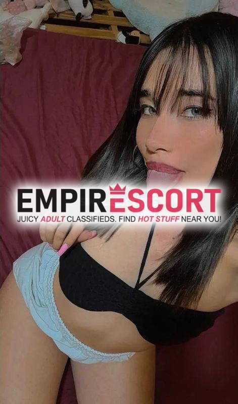 Ácasias sexy y complaciente chica de compañía scort sus servicios bebés
