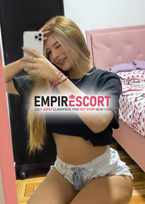 mujer y dulce complaciente para brindarte mejor de las noches y aventuras de solo satisfacer todos tus placeres que se te cumpla y hacer realidad todos tus sueños como nunca será realidad que buscas y permitir que sea algo delicioso
espero conocerte