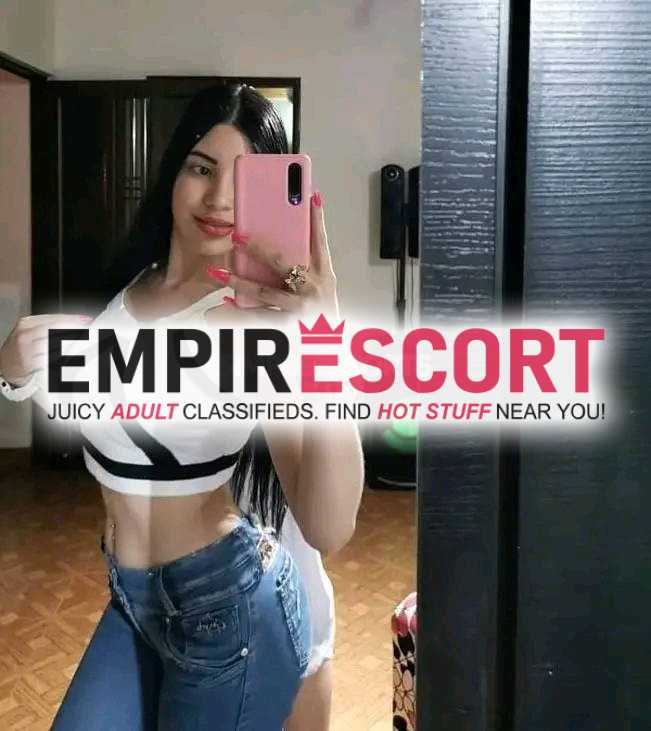 jovencita mujer traviesa súper descomplicada