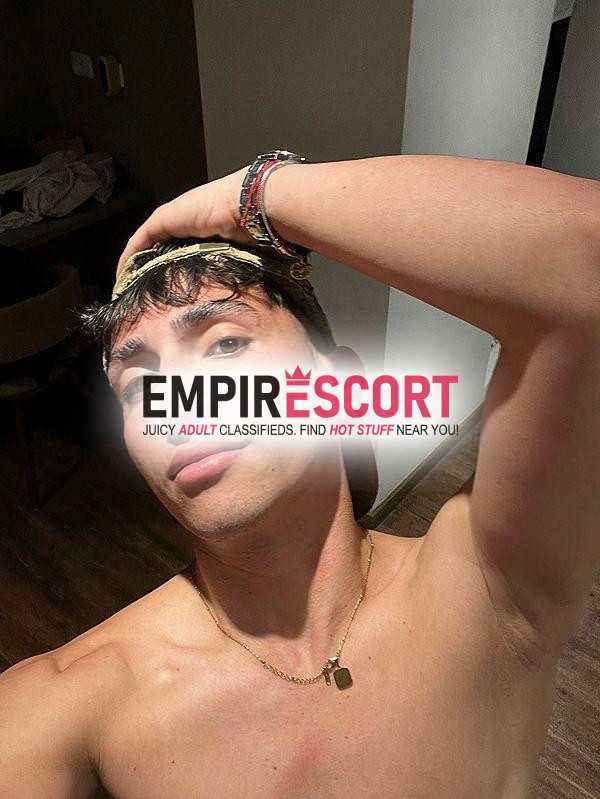 chico joven caliente por tu zona. 🔥. dispuesto complacerte 🔥 discreto