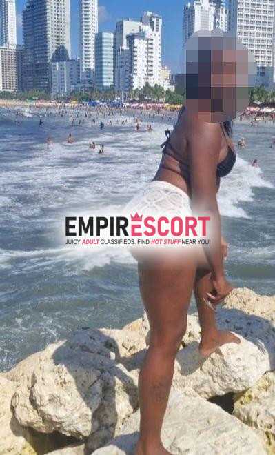 negra buen culo complaciente