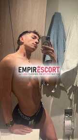 chico joven caliente por tu zona. 🔥. dispuesto complacerte 🔥 discreto