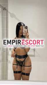 hermosa escort universitaria tierna disponible para ti exclusiva para complacer