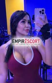 hermosa chica atrevida pervertida dispuesta complacerte