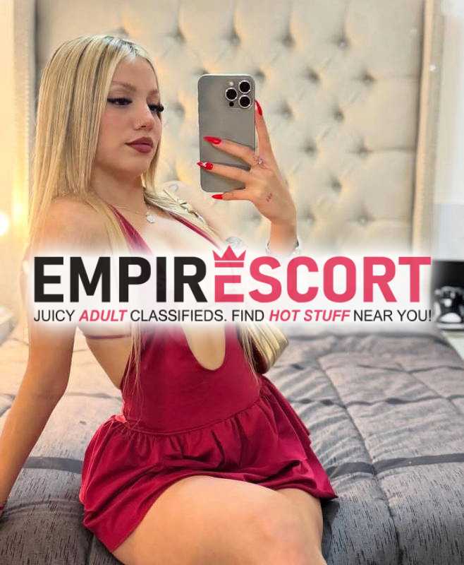 sexy rubia jovencita demasiado extrovertida y caliente