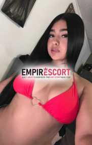 hermosa chica atrevida pervertida dispuesta complacerte