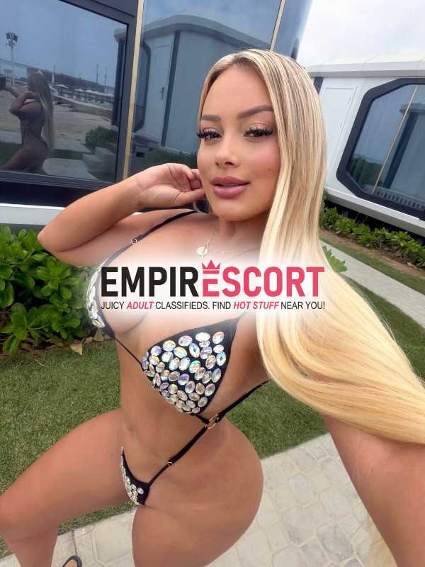 soy de barrancabermeja natural de piernas me dejo tocar y te doy caricias masajitos eróticos tengo buenos olores soy sumisa y pervertida me gusta dar placer sexual y atender tus fetiches solo escríbeme y vamos pasar bien agradable mis amores estaré esperando solo los interesados
