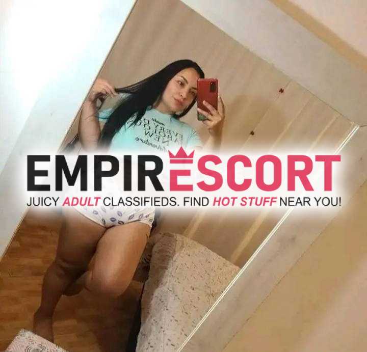 soy linda chica universitaria me gusta complacer mis clientes me gusta el sexo al natural