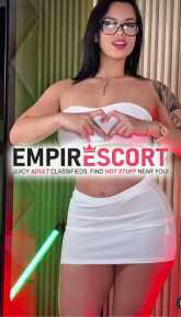 soy linda chica universitaria me gusta el sexo al natural me gusta complacer mis clientes