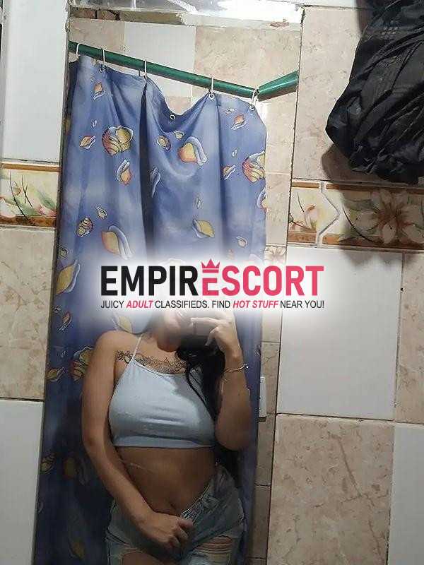chica extrovertida para cumplir tus fantasías sexuales