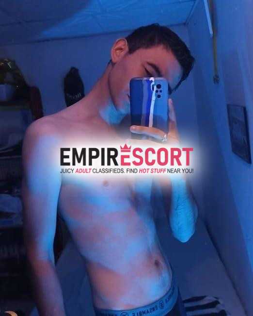chico colombiano discreto cero plumas full complaciente