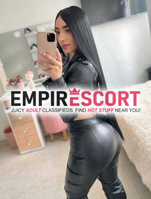 hermosa chica traviesa divertida y pervertida dispuesta saciar tus ganas de sexo