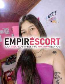mujer de mente abierta amante buen sexo dispuesta sacarte tu rutina