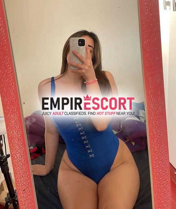 hola soy paola he llegado esta hermosa ciudad complacerlos toda clase de servicio sexuales