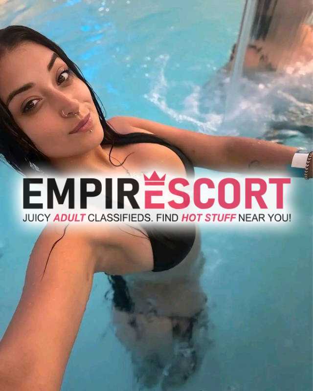 amores chica super caliente y extrovertida