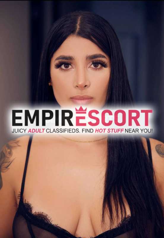hola mis amores en este día vengo ofreciendo mis servicios sexuales al máximo y satisfacerte en todos tus deseos y fetiches sexuales