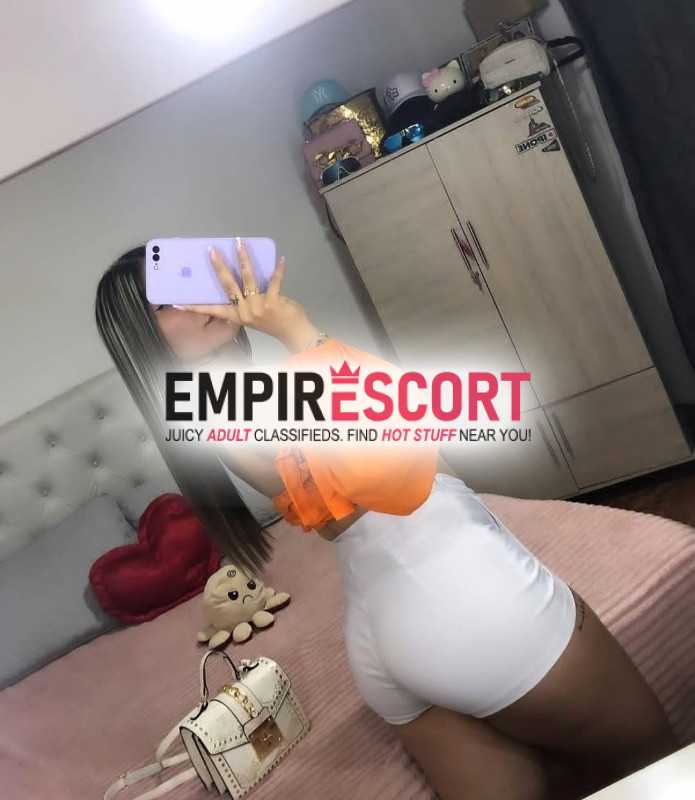soy vanessa chica completamente disponible para complacerte