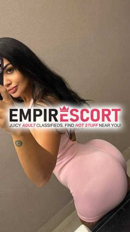 soy linda chica sexy atractiva que va complacer tus deseos