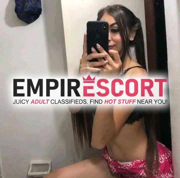 chica de 21 años dispuesta para cualquier fetiche o fantasía que se te pase en mente muy sexosa en cama