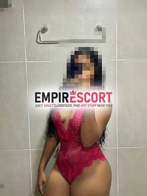 valeria tu morena sexy complaciente