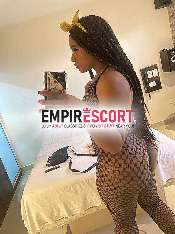 morena cachonda sexy