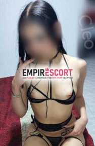 cleo 18 aÑos tu joven piel blanquita y ojos color marrón encantadora provocativa prepago joven